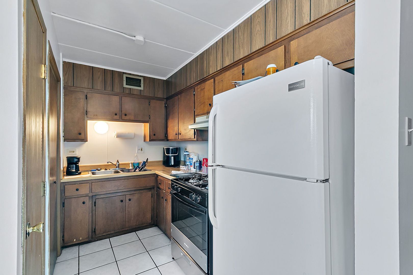 6930 W 79th Street Property Photo 13
