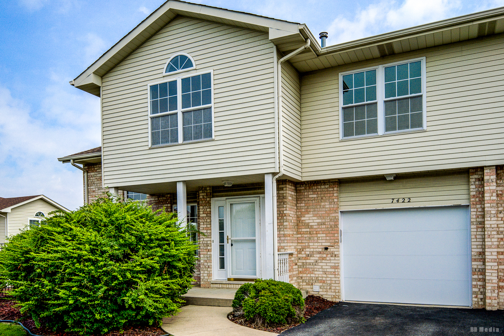 7422 Terrace Drive Property Photo 1