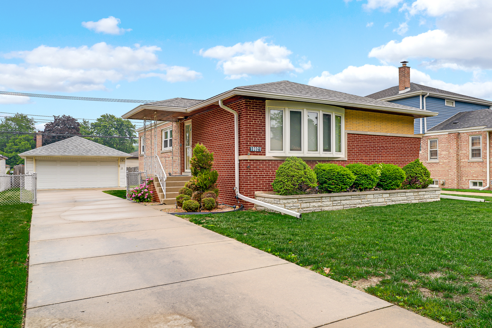 10021 Cook Avenue Property Photo 1