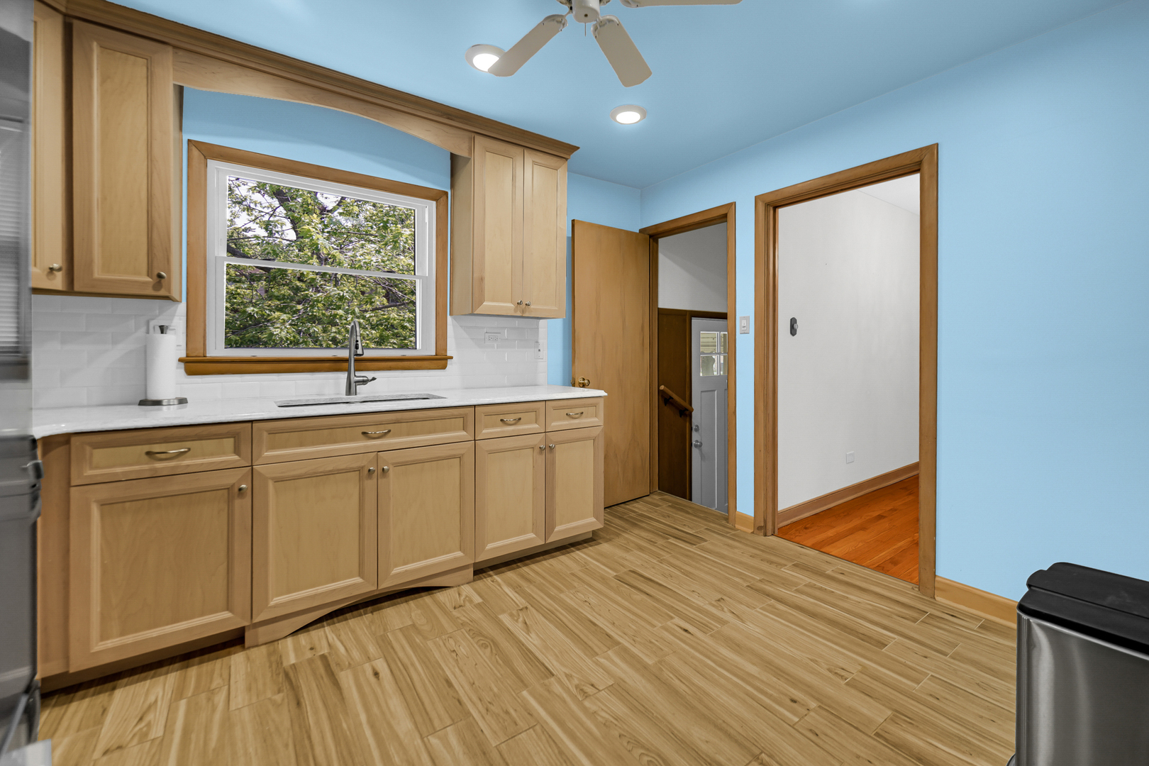 10021 Cook Avenue Property Photo 3