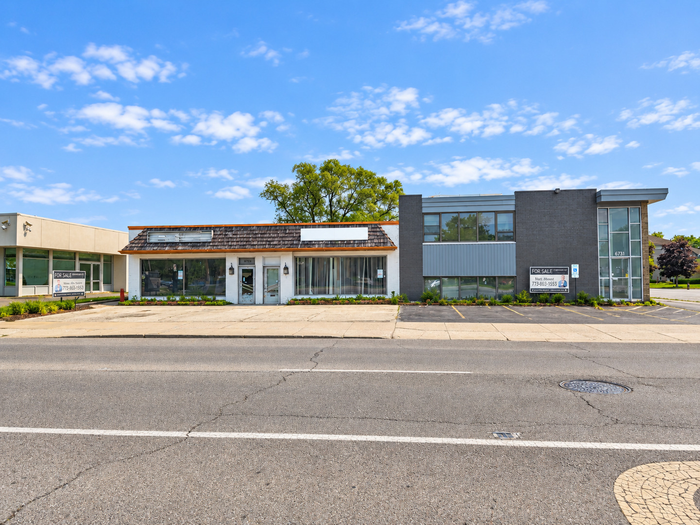 6731-6733 N Lincoln Avenue Property Photo 1