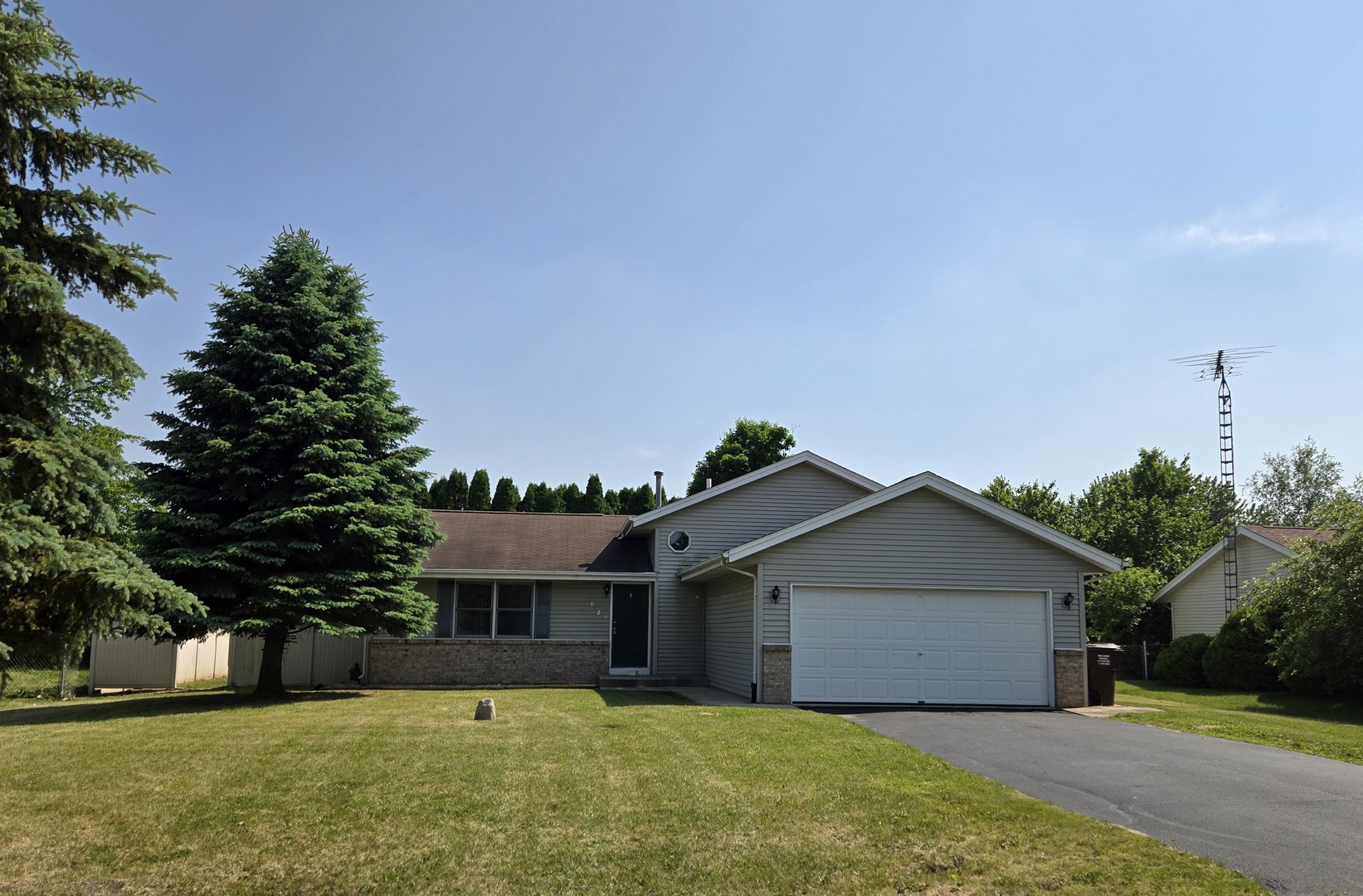 5852 Longest Drive Property Photo 1