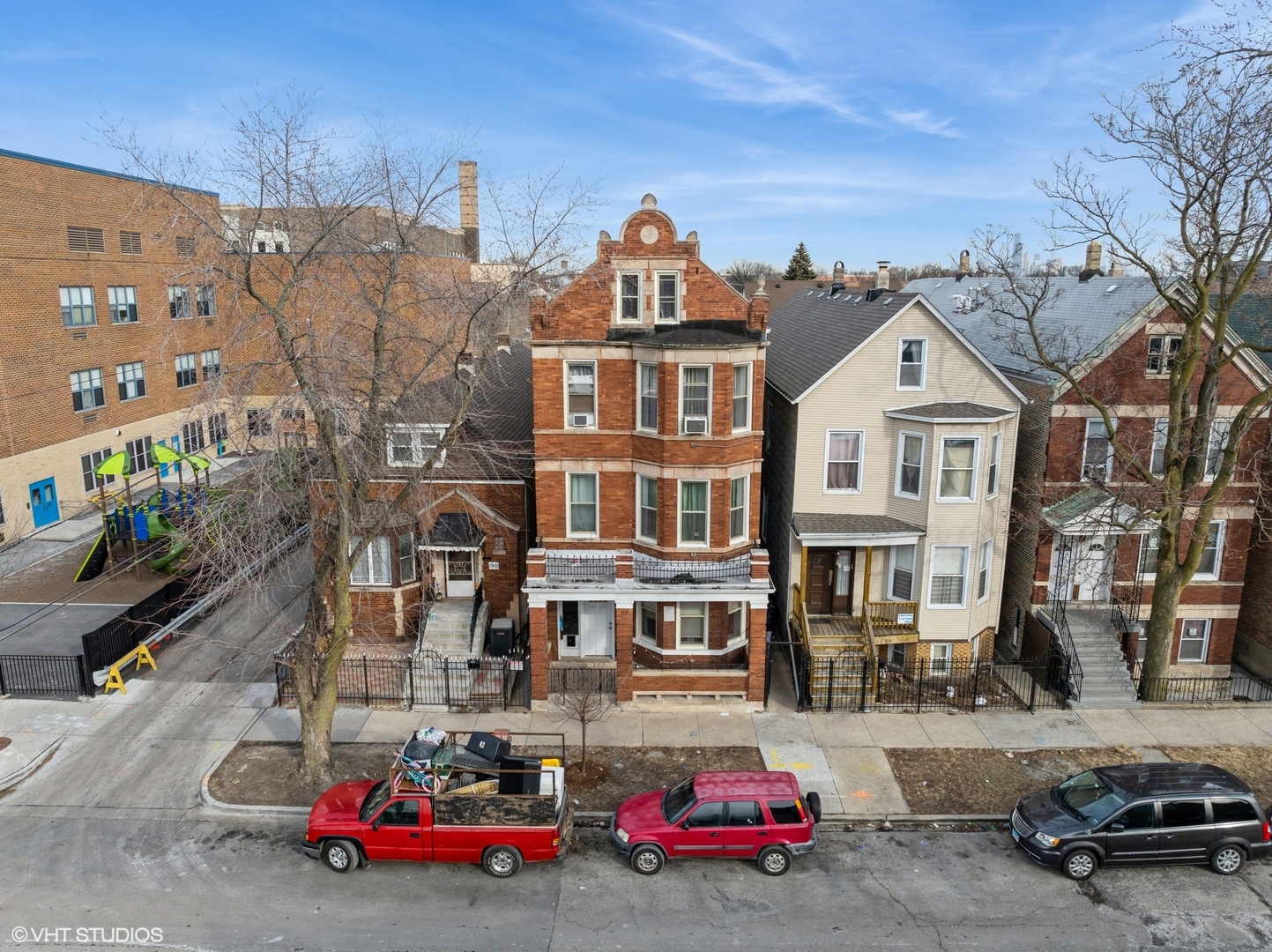 1908 W 48th Street Property Photo 24
