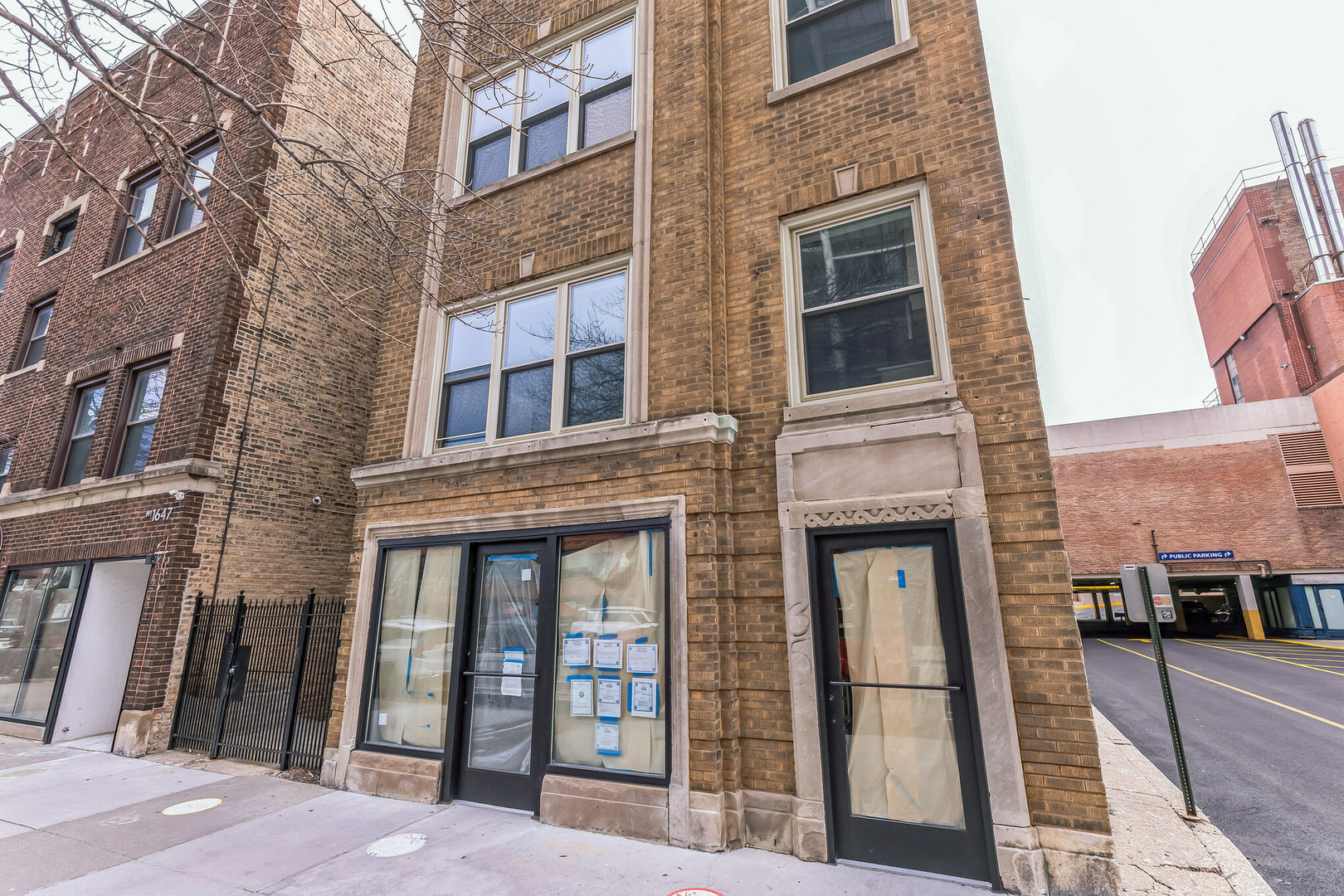 1645 N Wells Street Property Photo 1