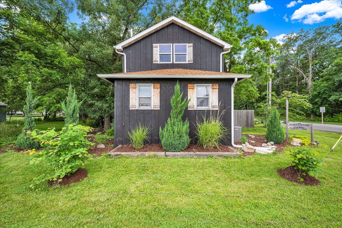 17487 Carver Road Property Photo 1