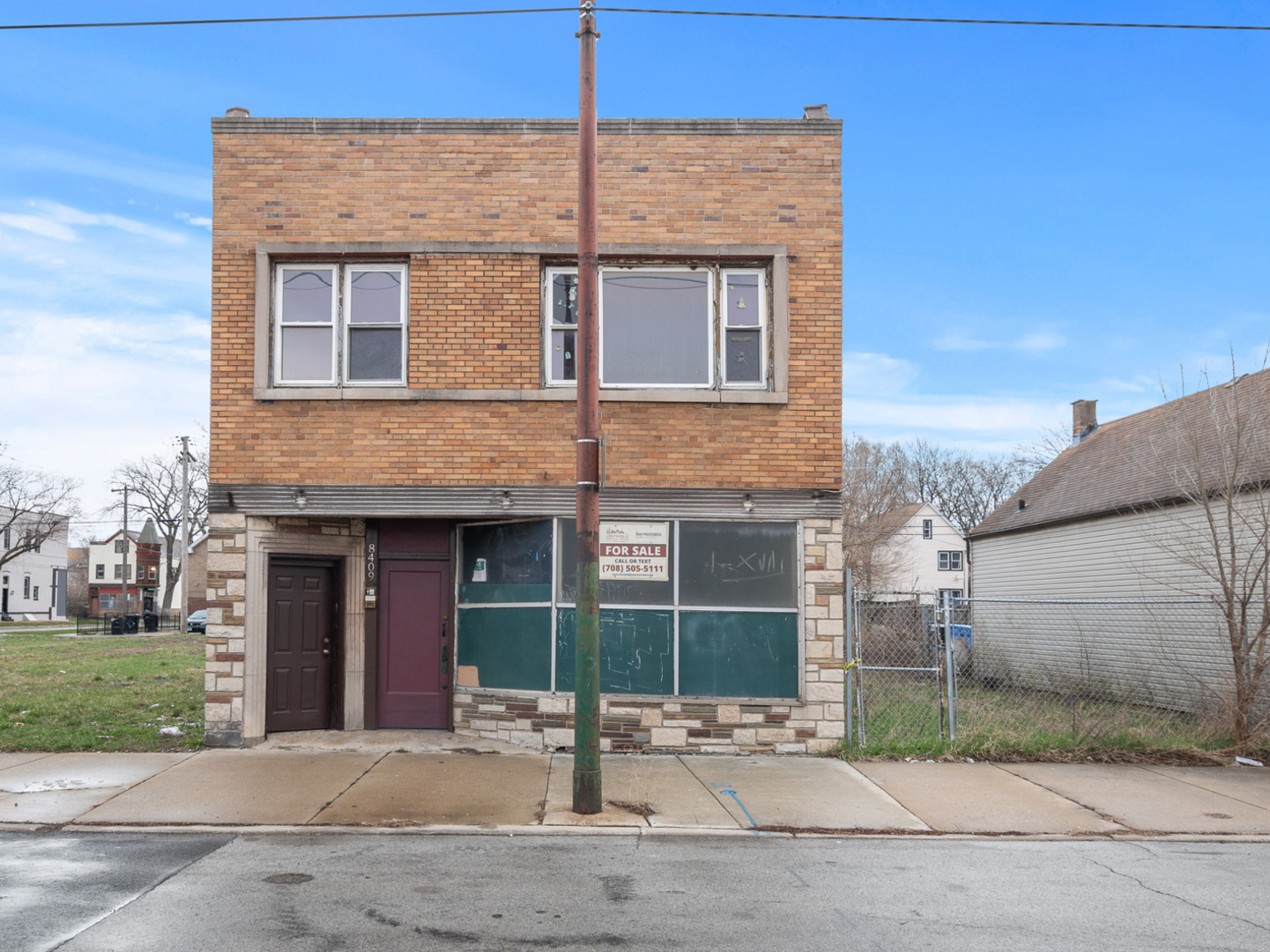 8409 S Burley Avenue Property Photo 2