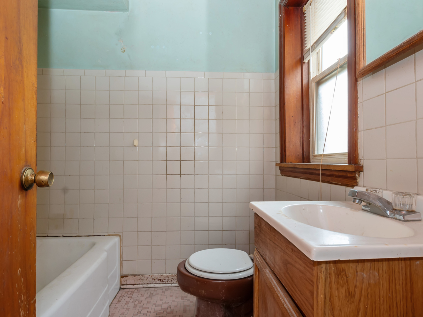 8409 S Burley Avenue Property Photo 16