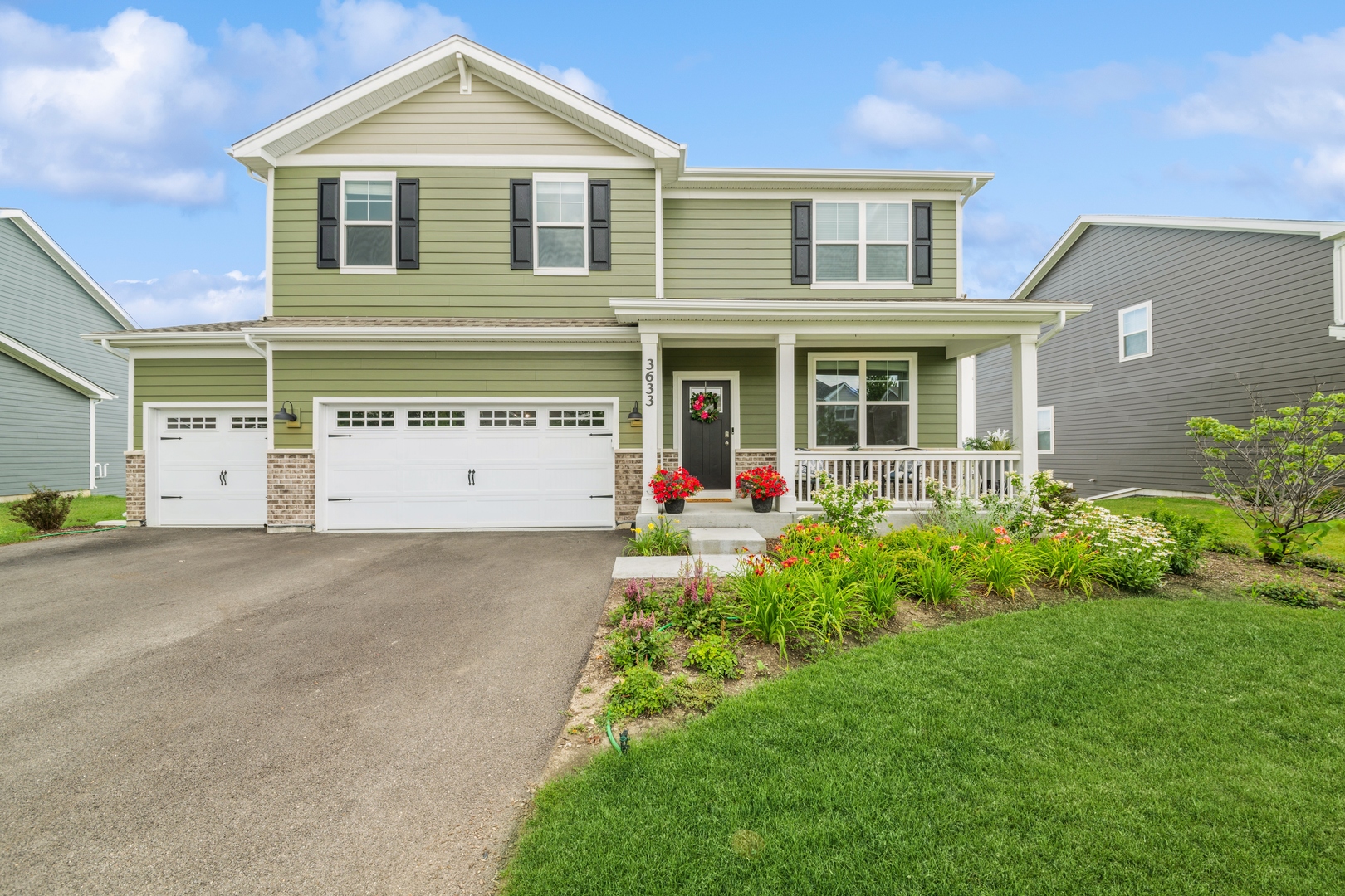 3633 Ancient Oak Drive Property Photo 1