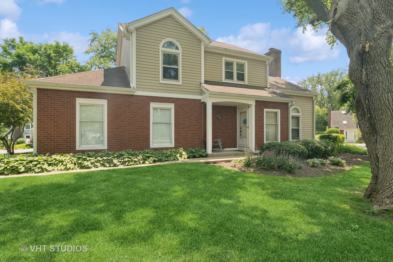 54 S Stonington Dr Property Photo 1