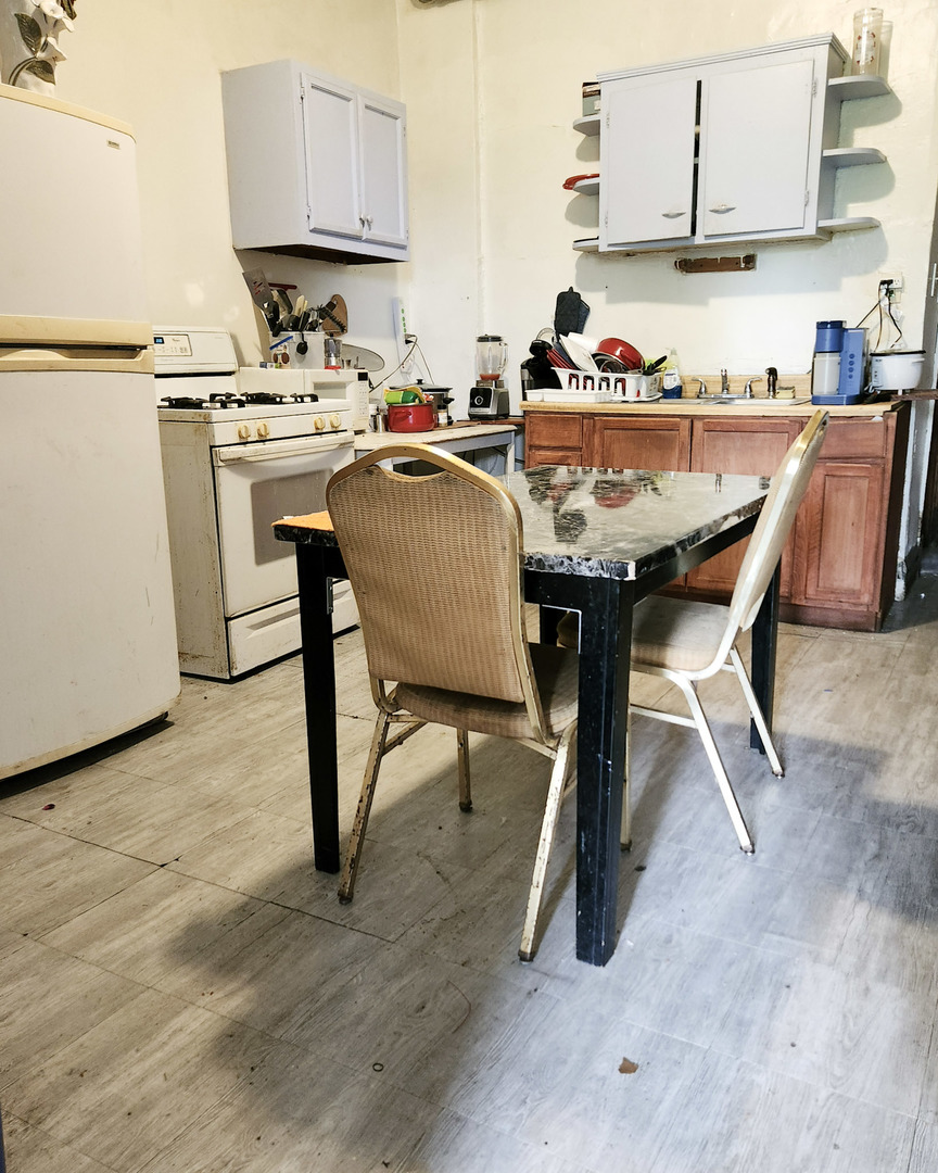 5350 S Winchester Avenue Property Photo 2