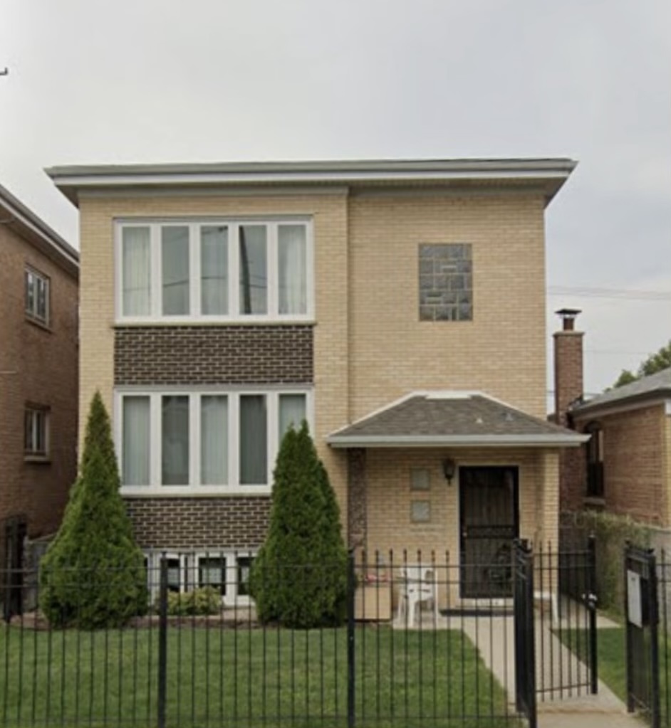 5504 W 63rd Place 1 Property Photo 1