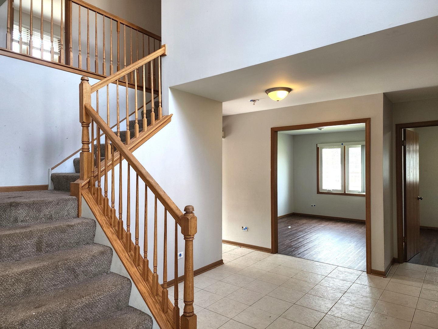 609 Flanagan Drive Property Photo 3