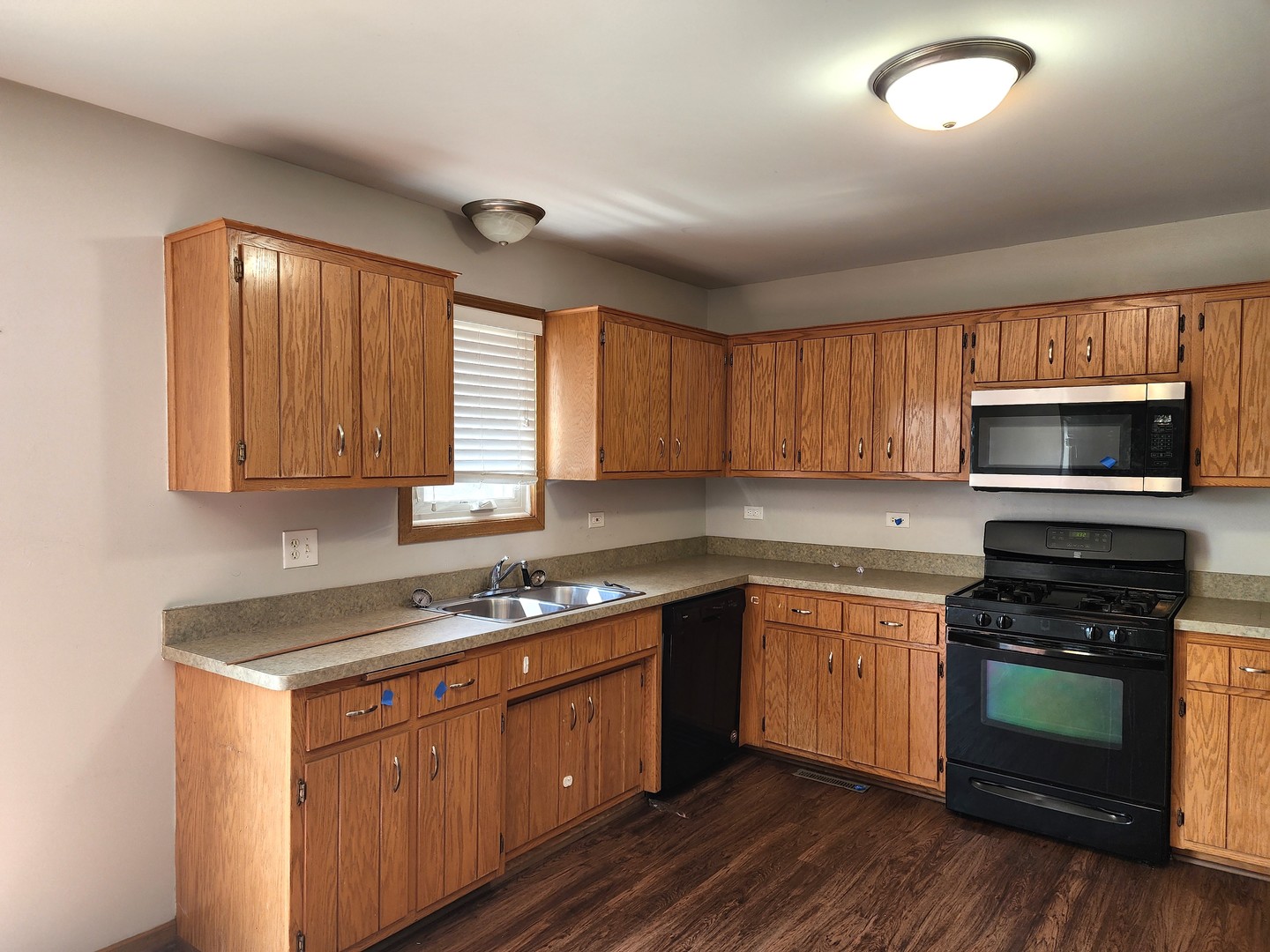 609 Flanagan Drive Property Photo 6
