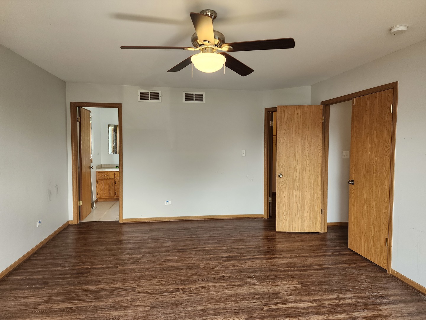 609 Flanagan Drive Property Photo 12