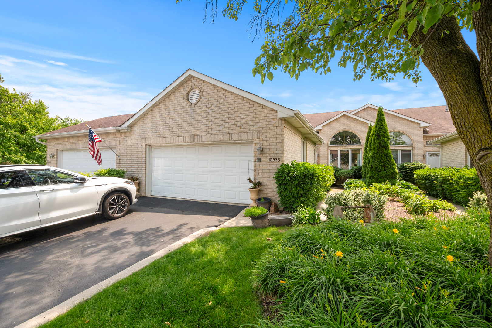 10935 Conifer Court Property Photo 1