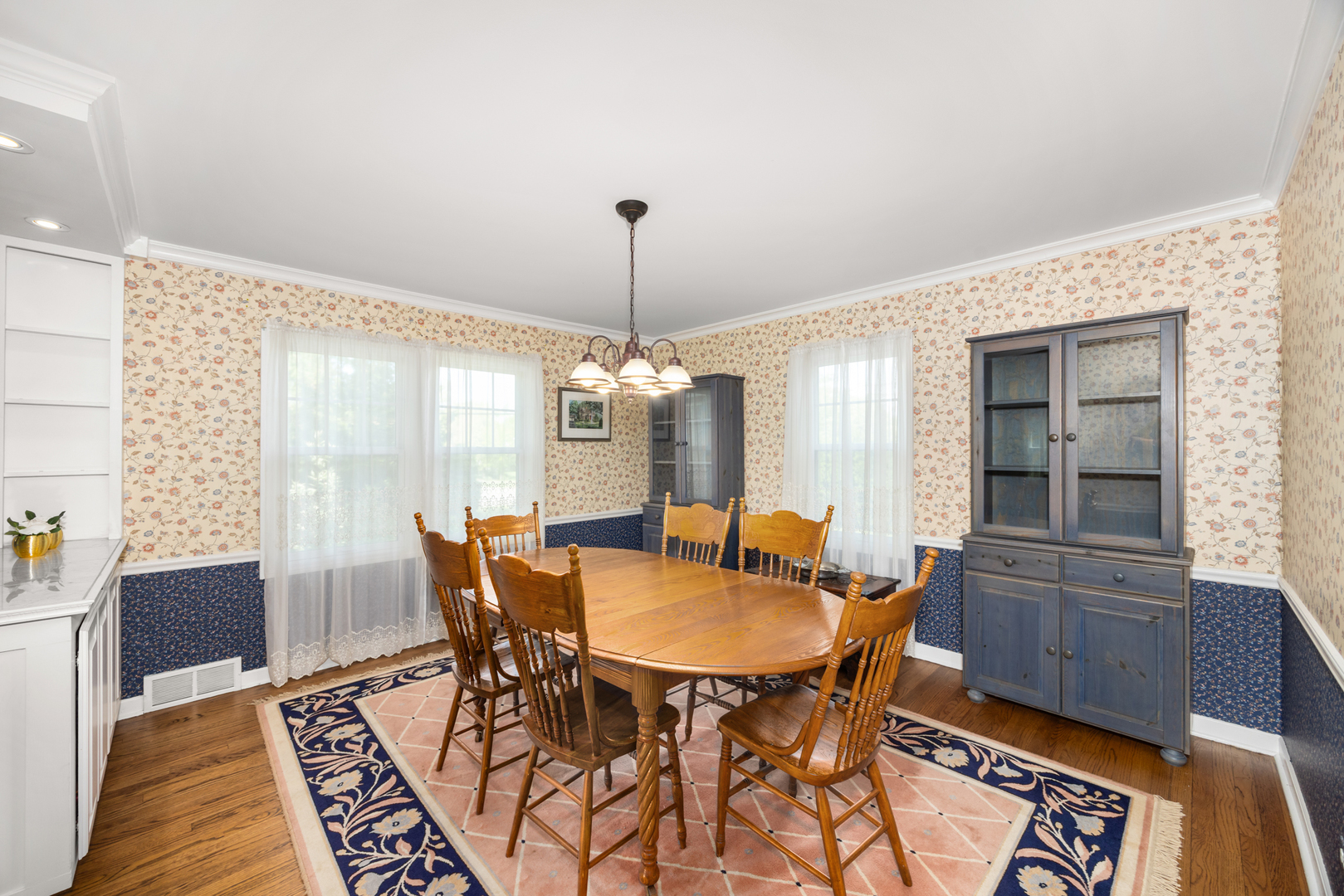 401 Greenwood Road Property Photo 6