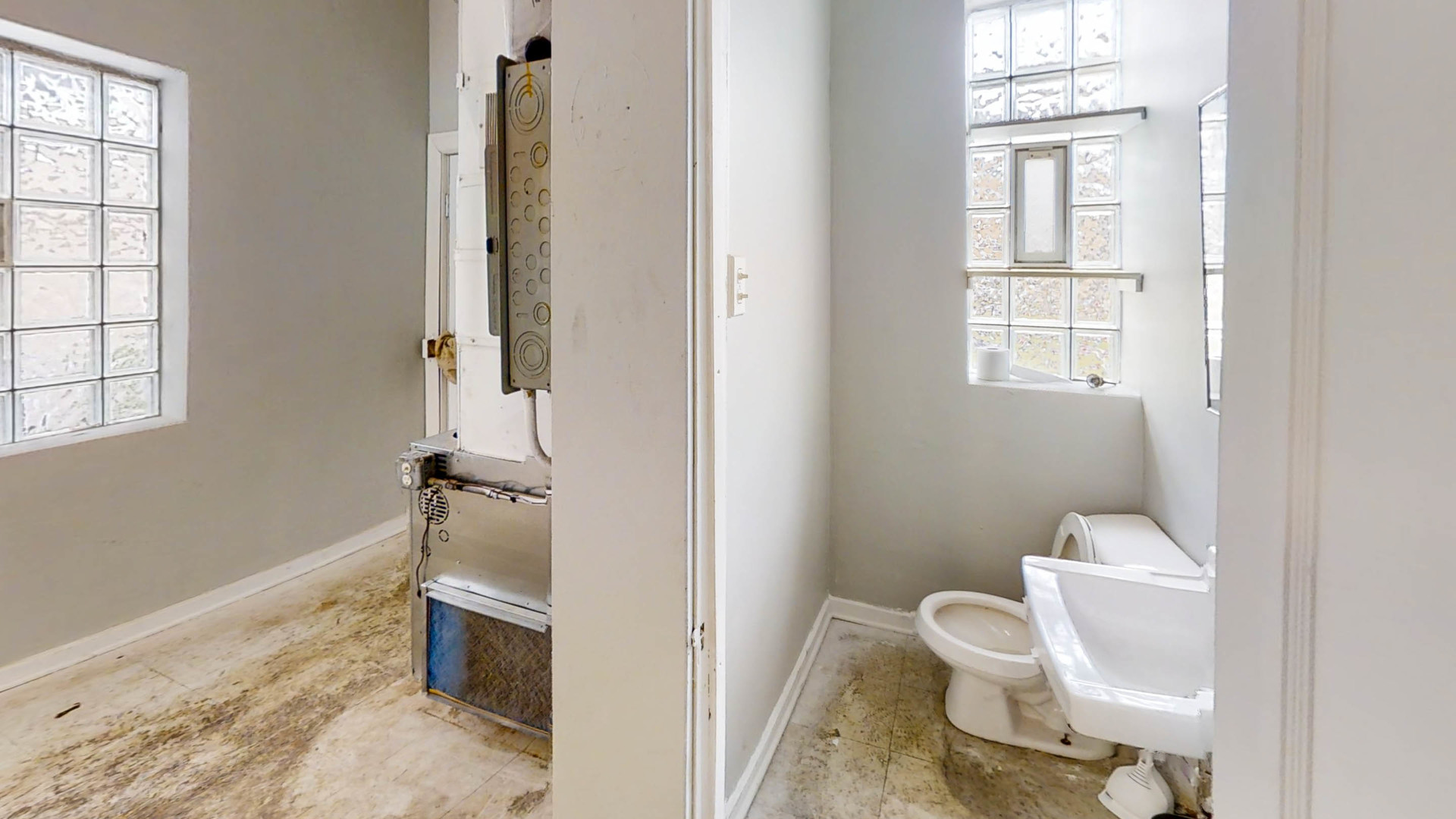 7006 W Diversey Avenue Property Photo 7