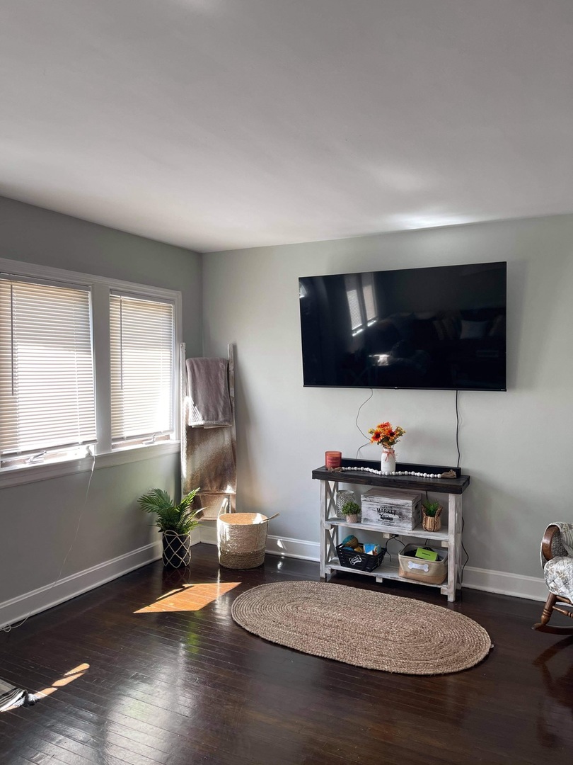 7006 W Diversey Avenue Property Photo 26