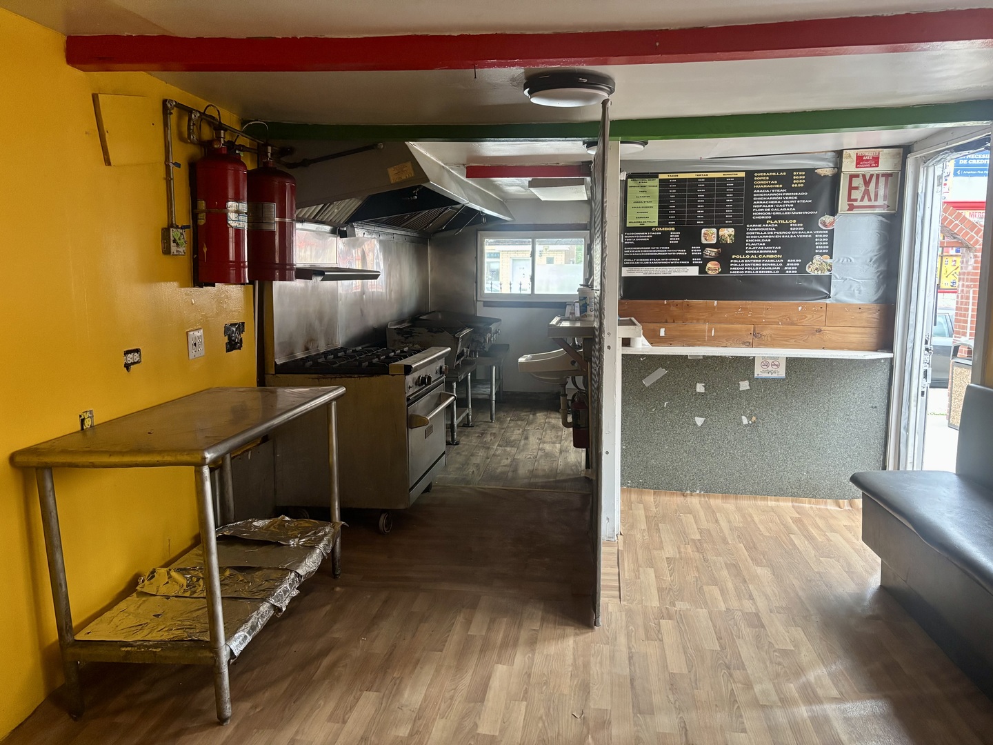 5940 W Diversey Avenue Property Photo 8