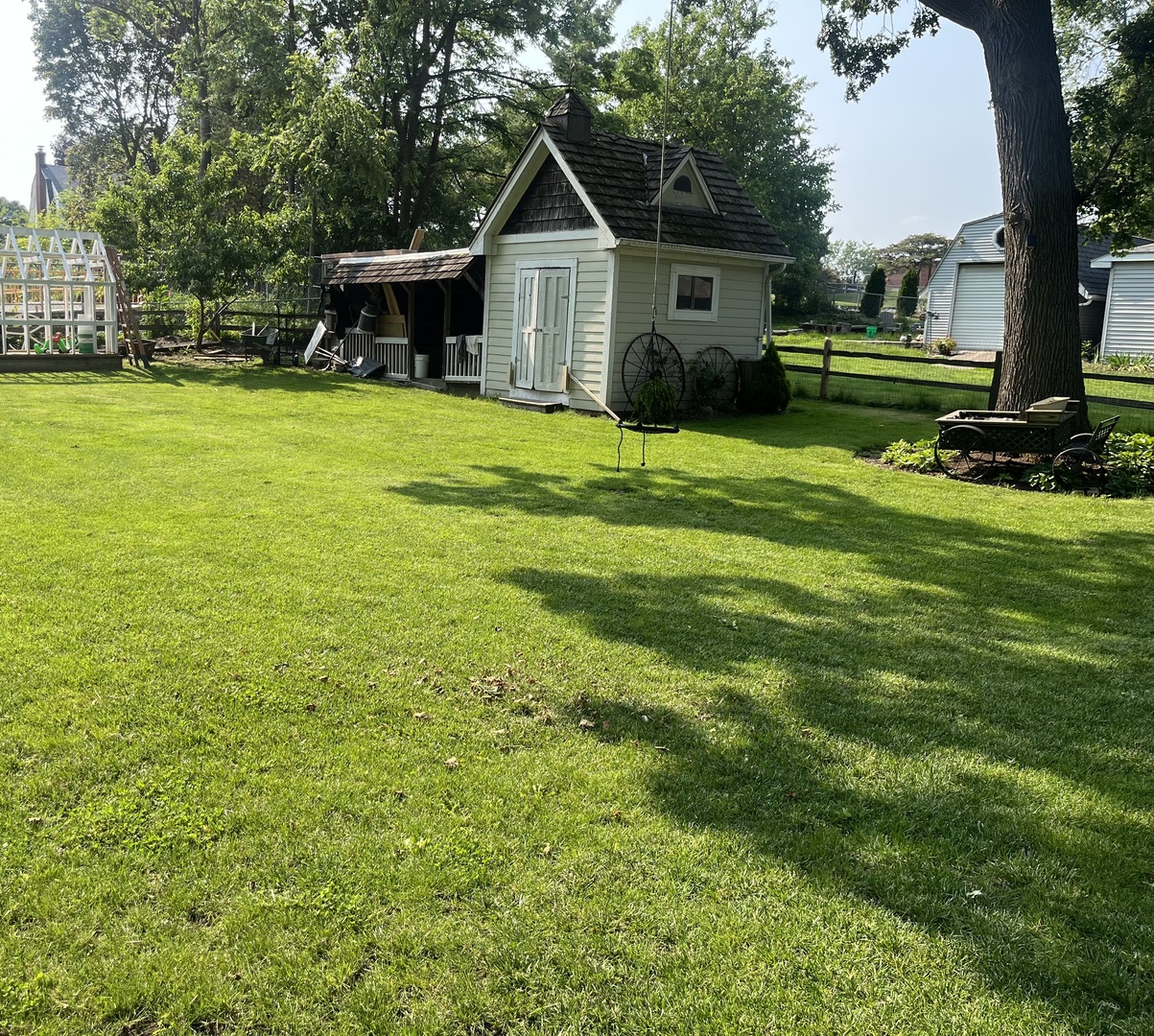 154 Easton Avenue Property Photo 20