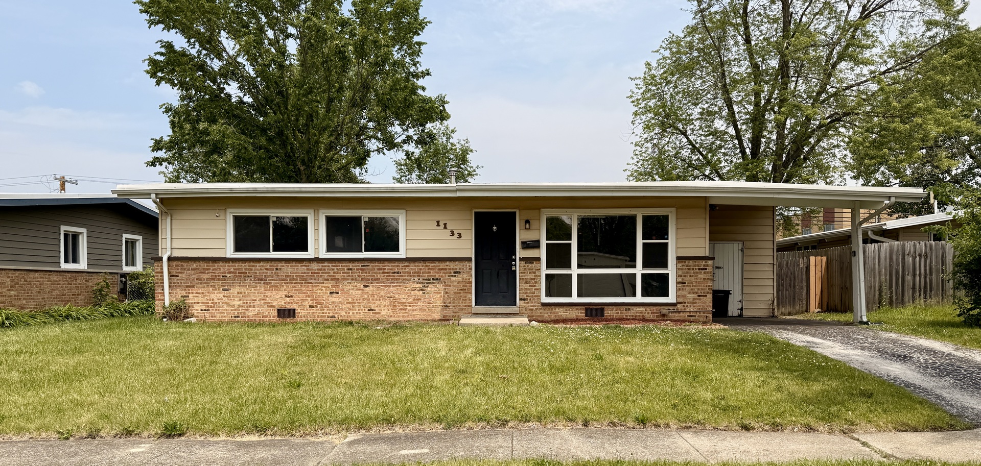 1133 Parkview Avenue Property Photo 1