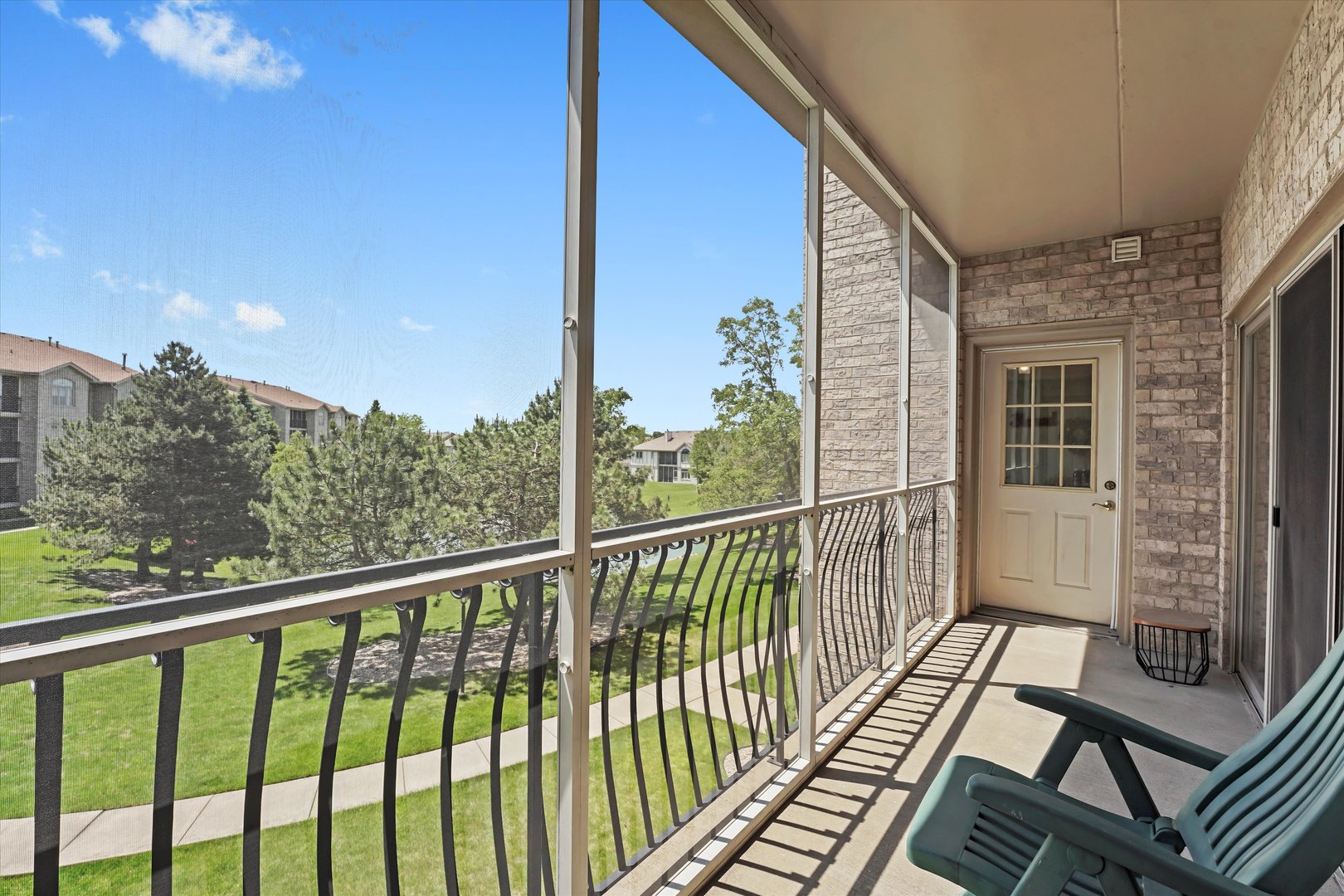 6321 Pine Ridge Court 2d Property Photo 5