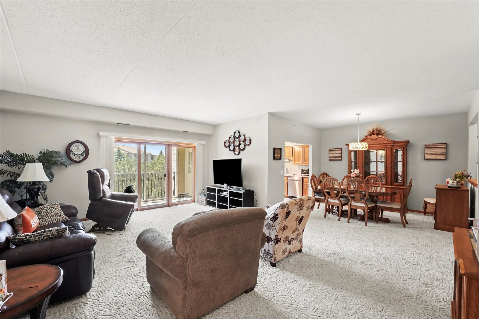 6321 Pine Ridge Court 2d Property Photo 10