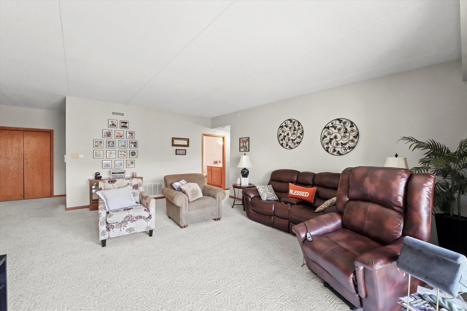 6321 Pine Ridge Court 2d Property Photo 11