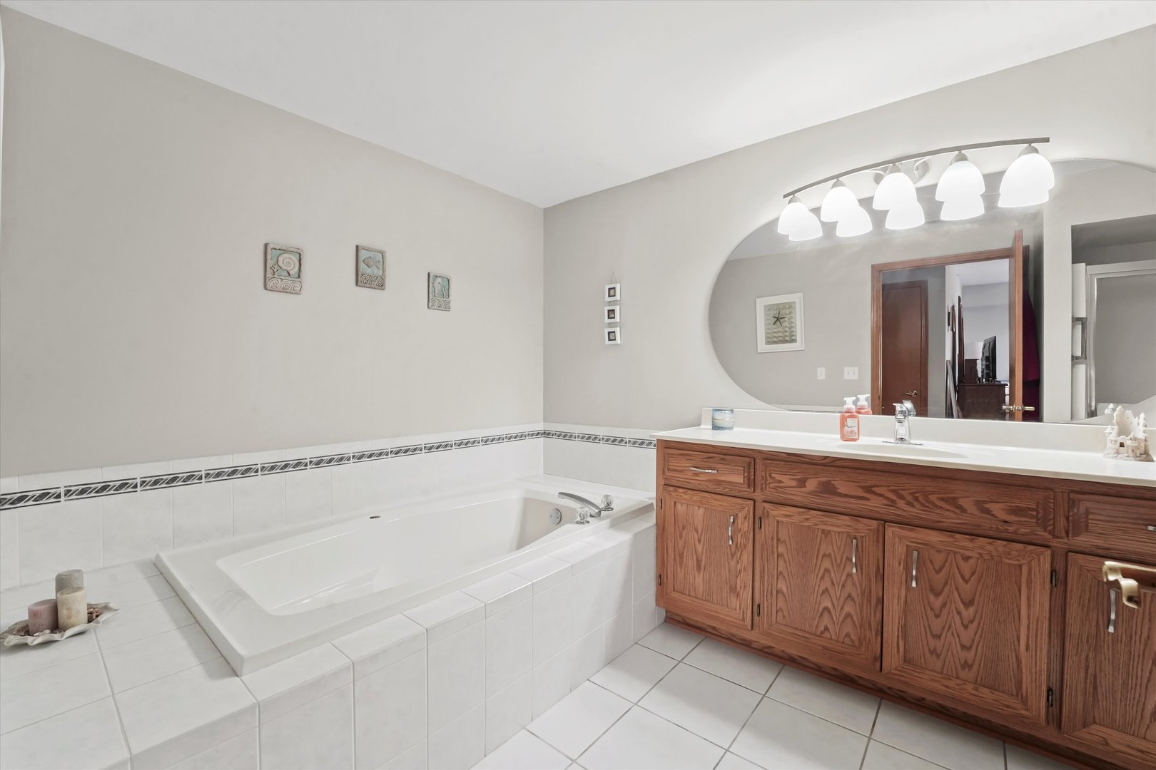 6321 Pine Ridge Court 2d Property Photo 14