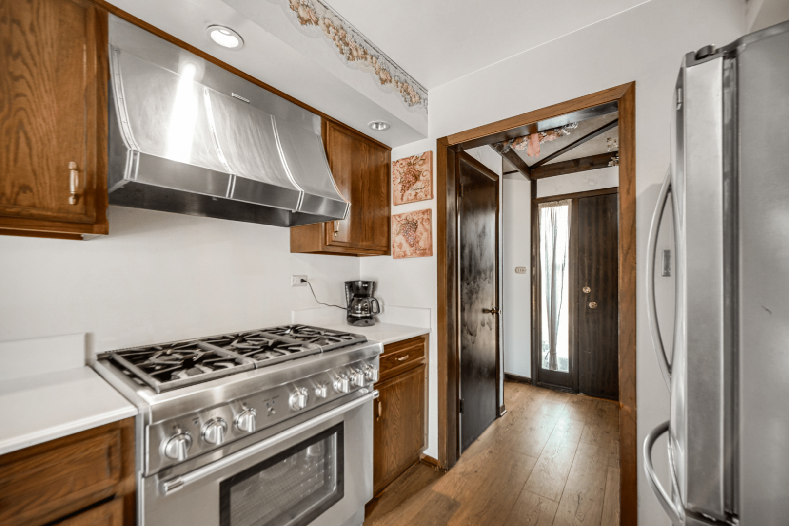 15301 Cherry Lane Property Photo 8