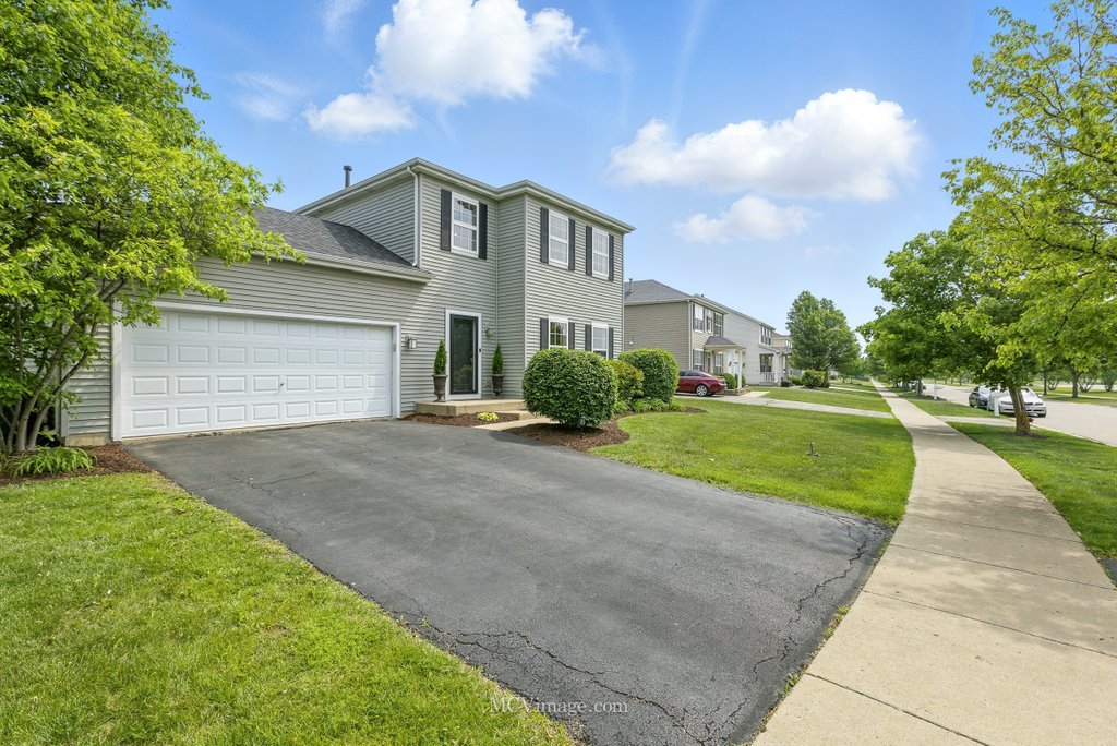 1858 Westridge Place Property Photo 2