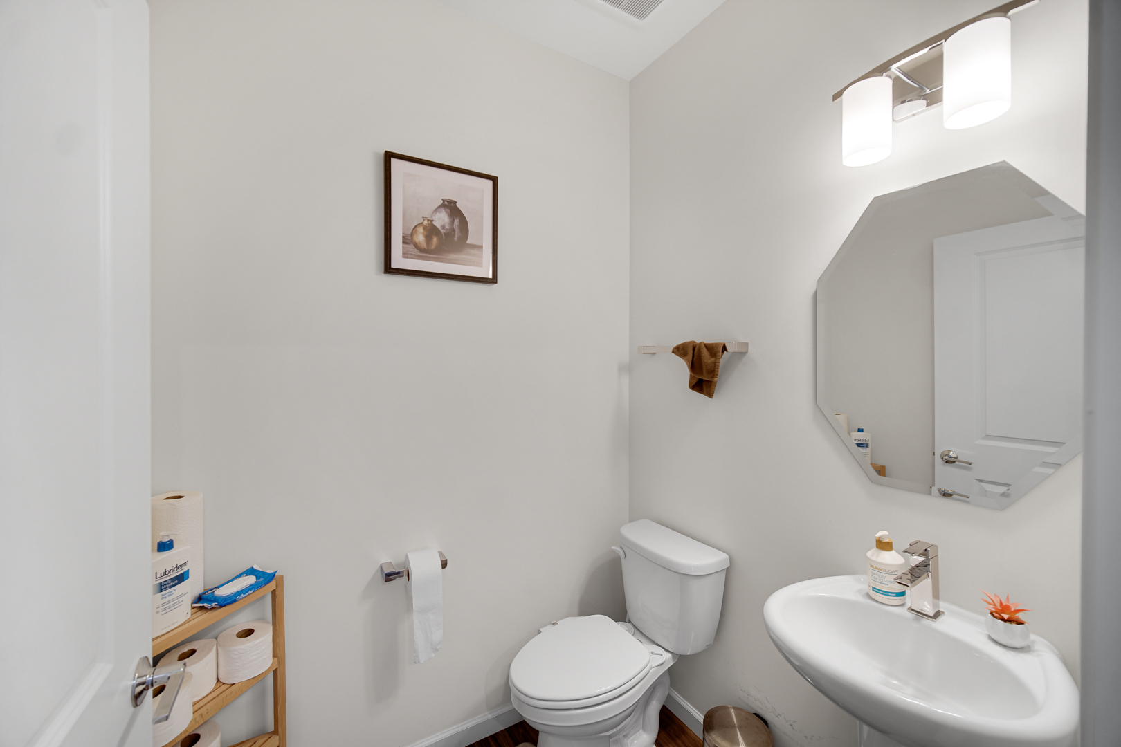549 Golden Star Drive Property Photo 14