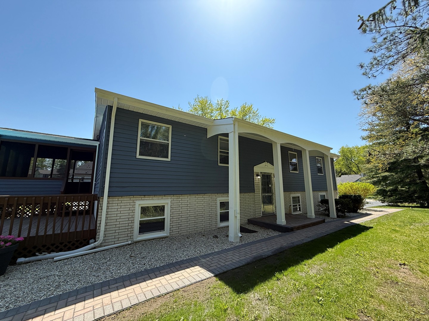 11 S Roberts Road Property Photo 3