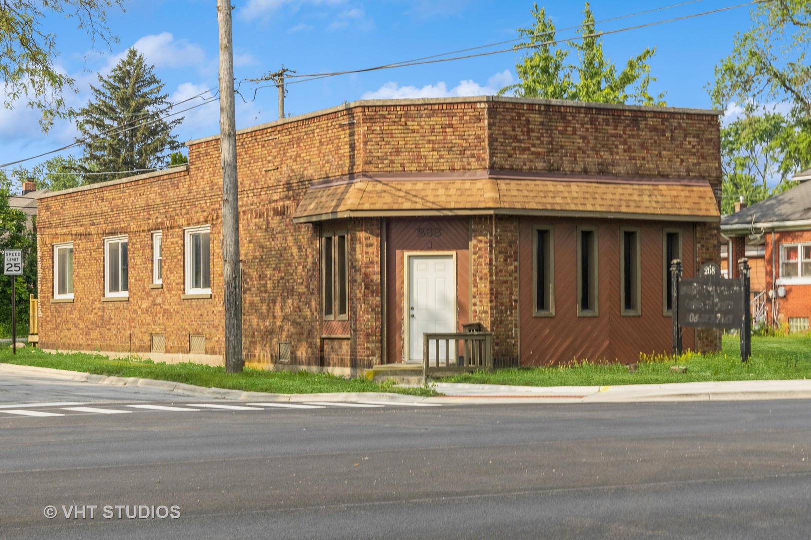 268 W Lincoln Highway Property Photo 1