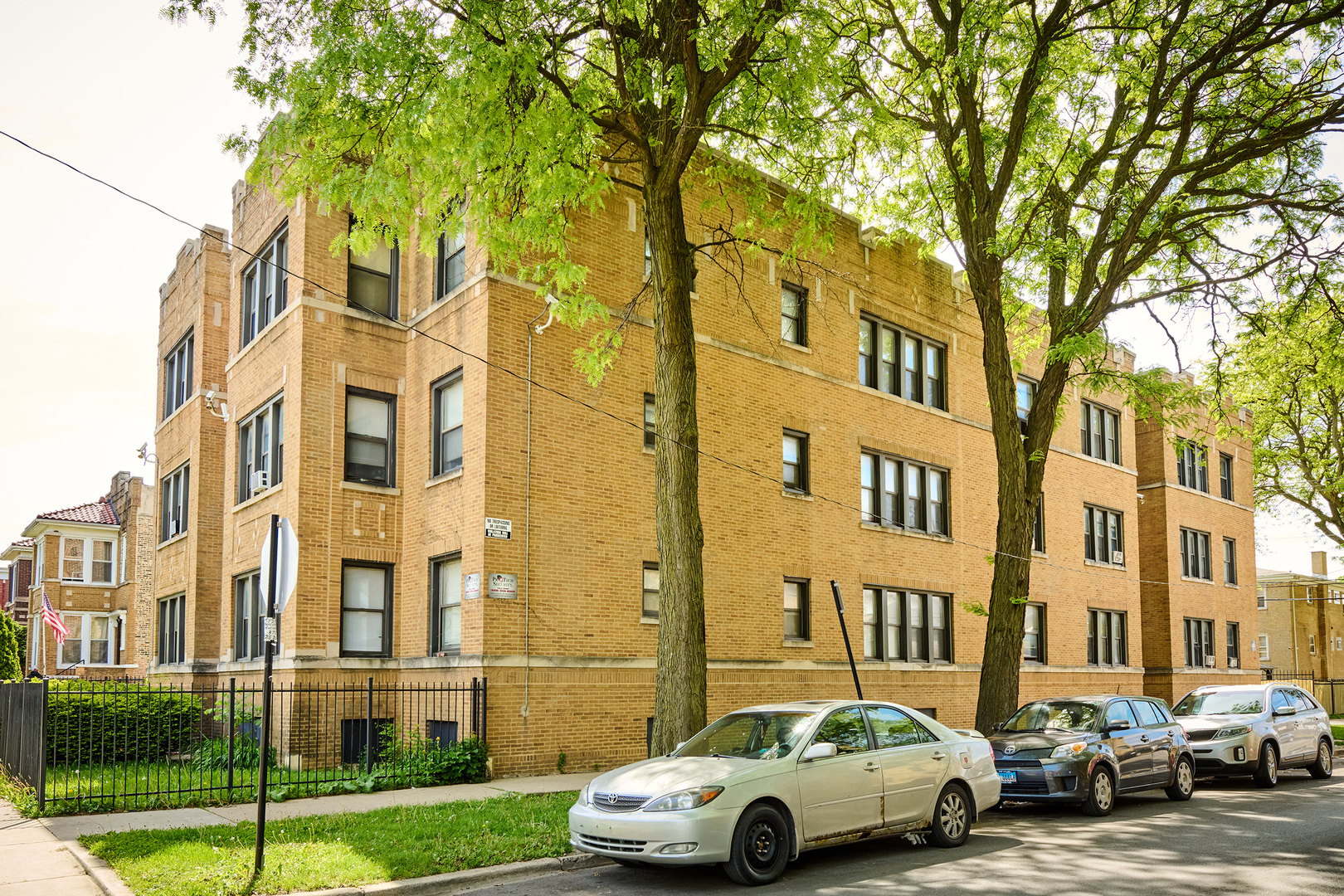 5449-51 W Quincy Street Property Photo 3