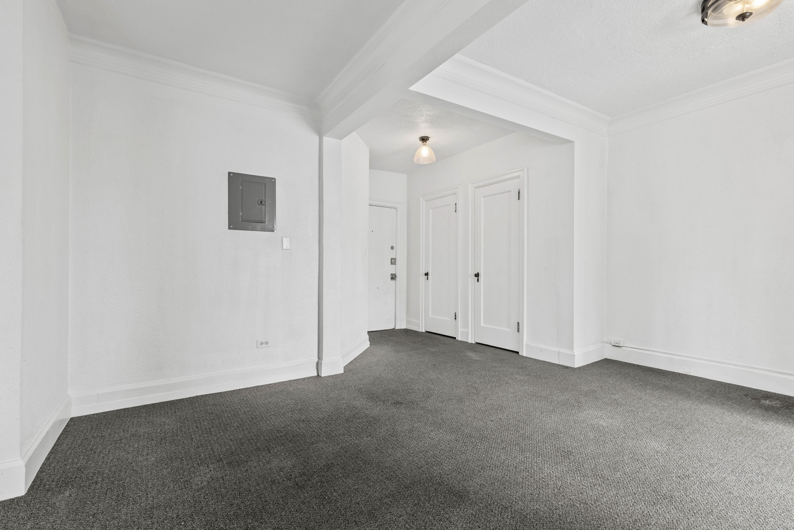 1002 E State Street Property Photo 13