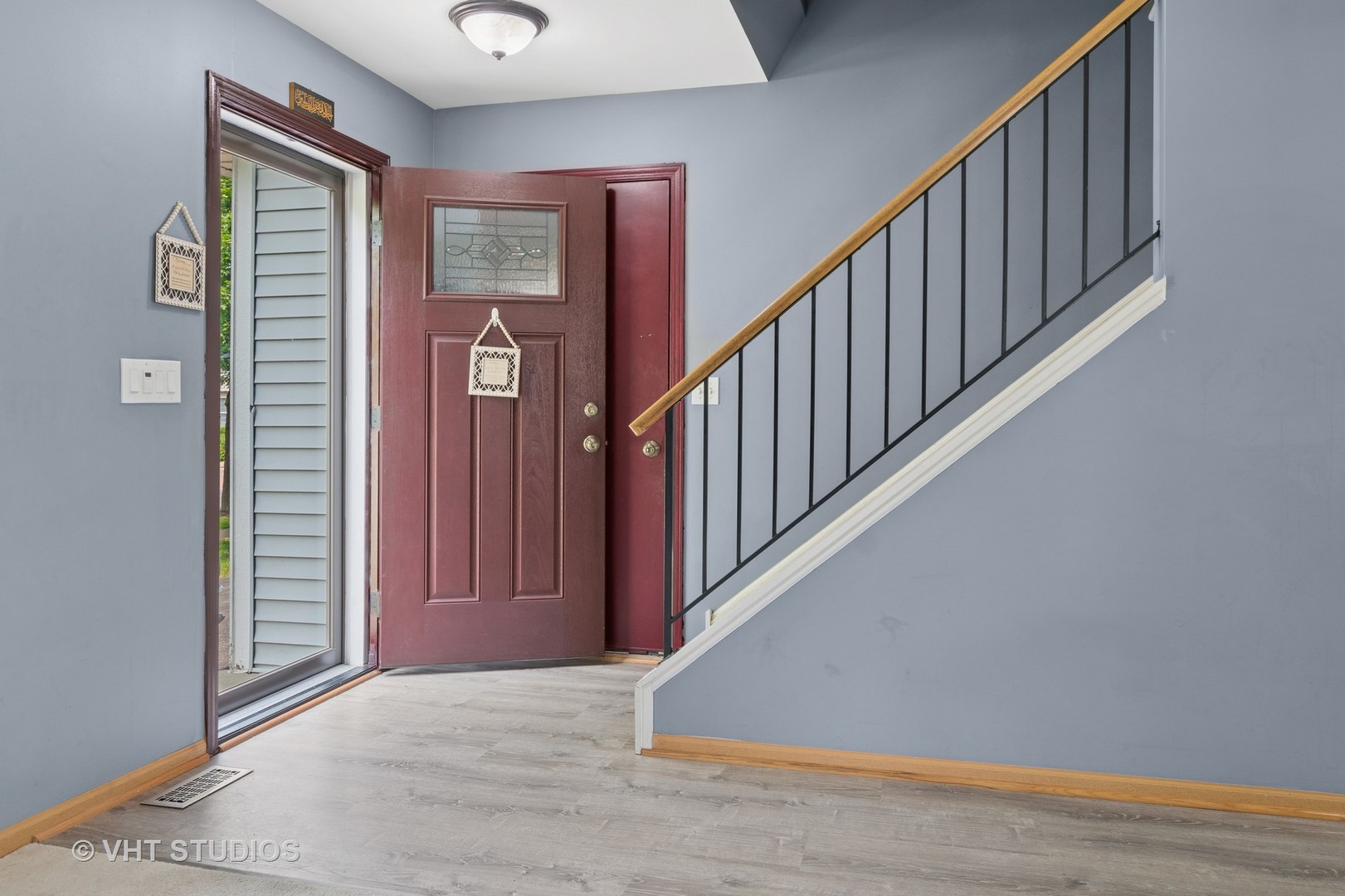 2477 Smithfield Court Property Photo 2