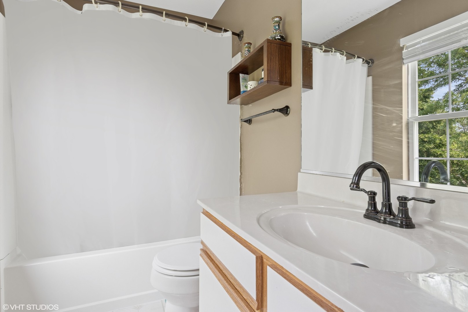 2477 Smithfield Court Property Photo 12