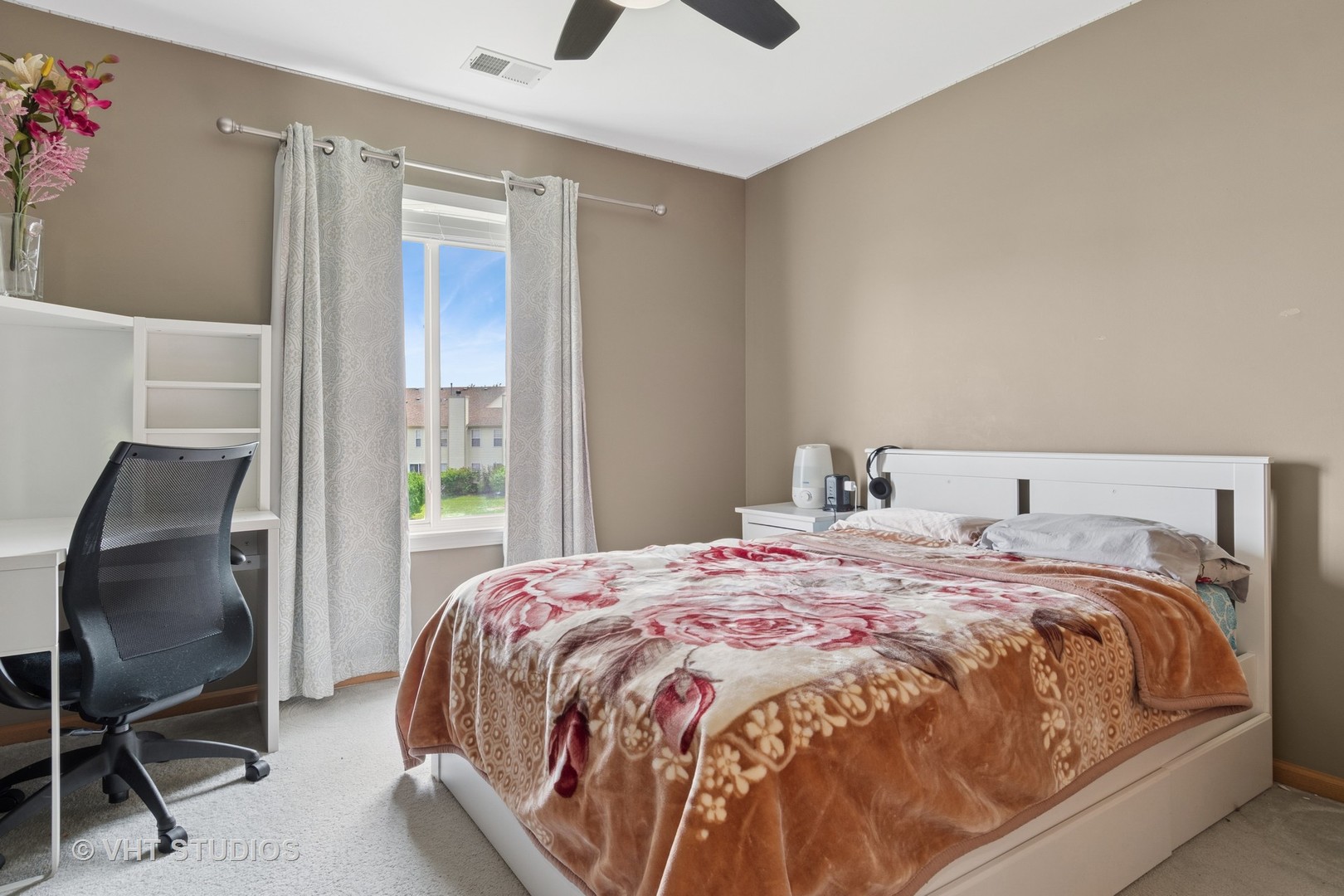 2477 Smithfield Court Property Photo 13