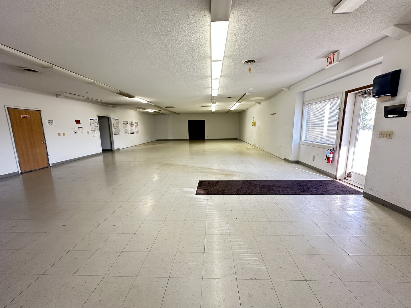 1000 Clinton Avenue Property Photo 11