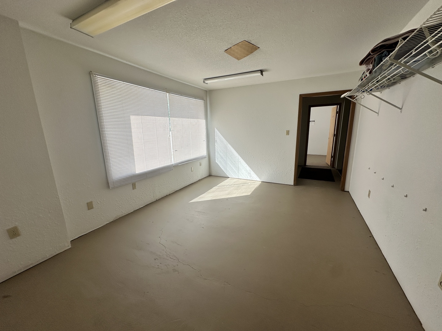 1000 Clinton Avenue Property Photo 14