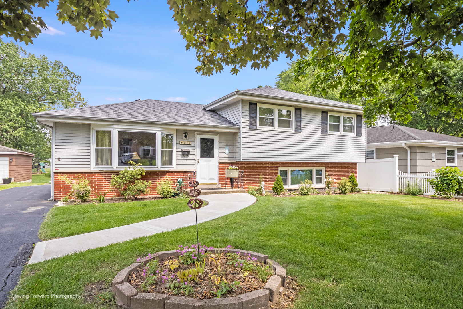 4733 S Pershing Avenue Property Photo 1