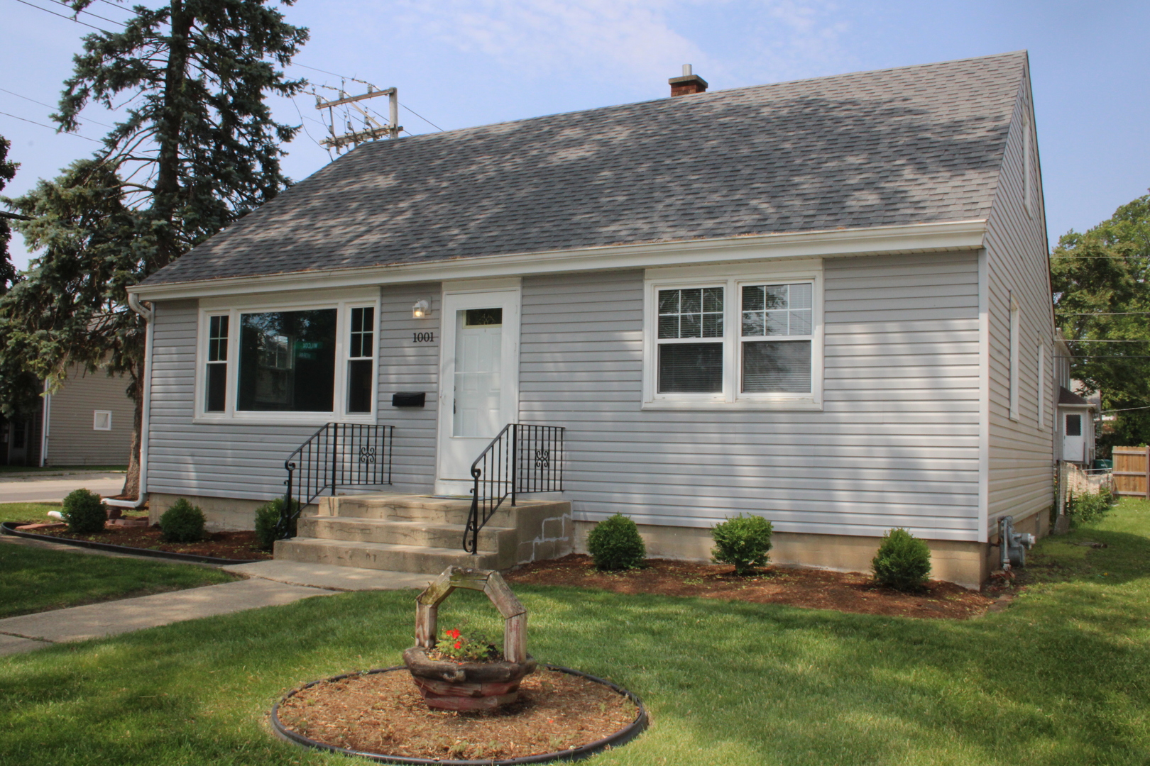 1001 Wilcox Street Property Photo 1