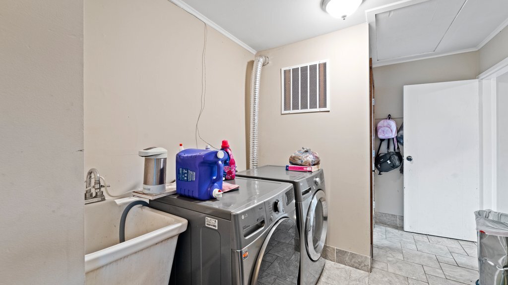 36 Monee Road Property Photo 14