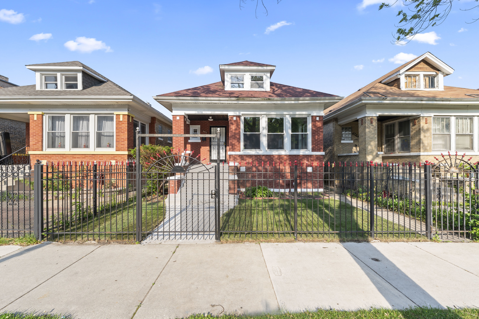 6411 S Washtenaw Avenue Property Photo 1