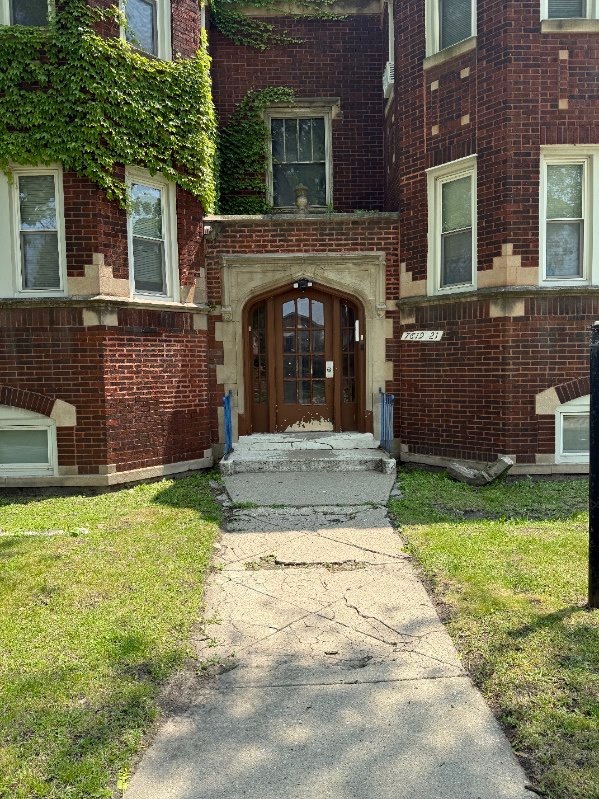 7619 S Wabash Avenue Property Photo 3