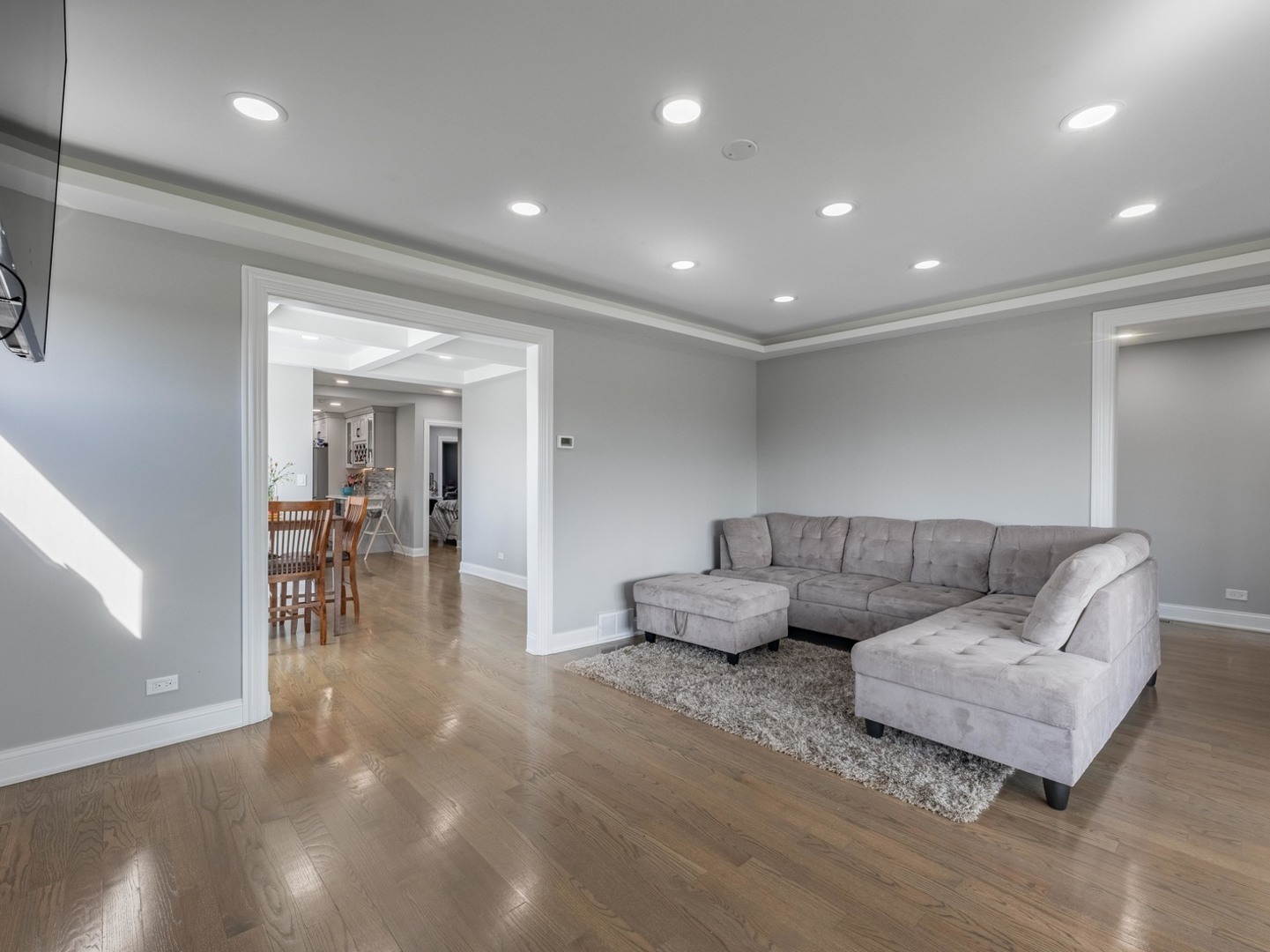 9712 W Shore Drive Property Photo 14