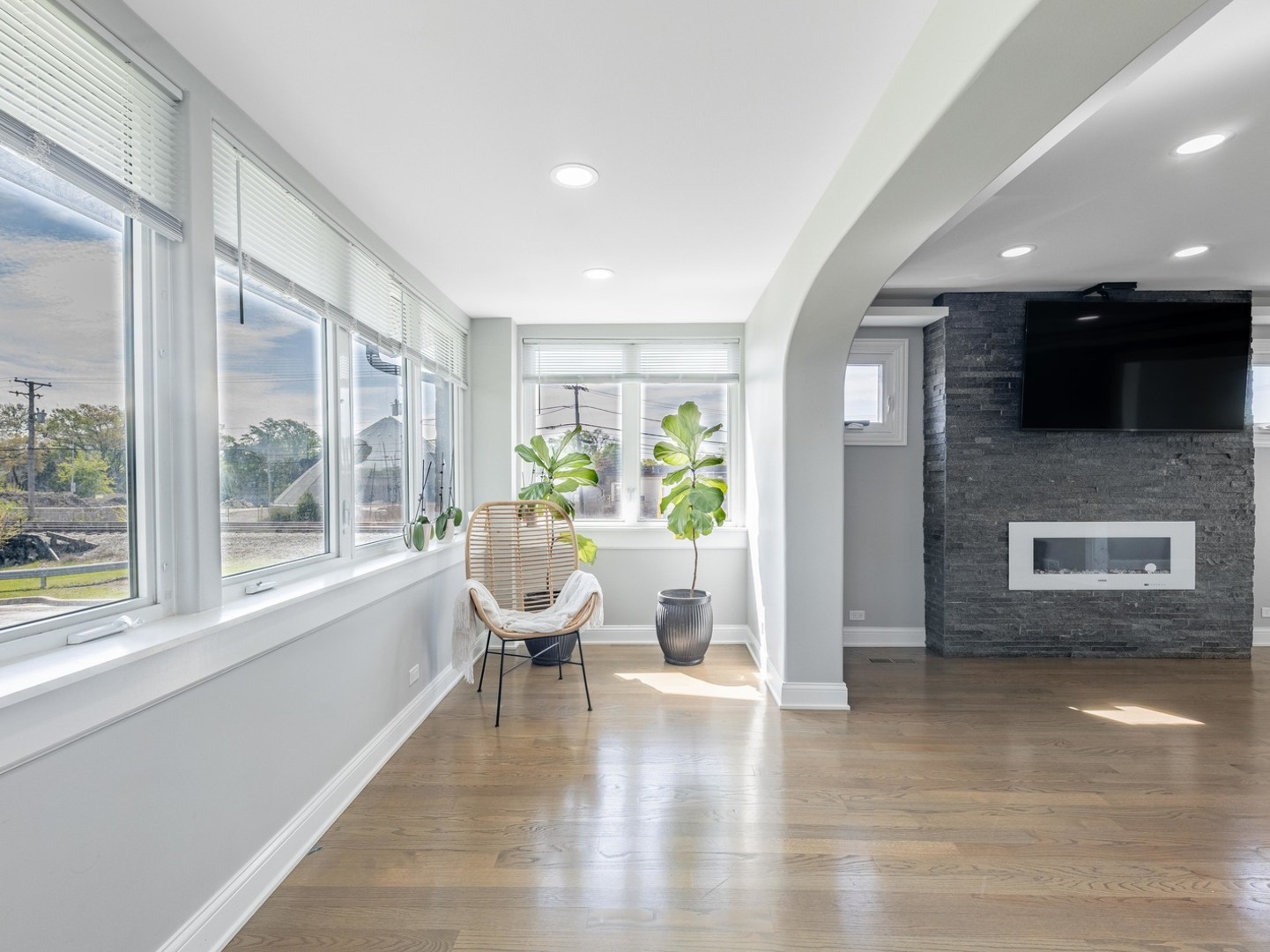 9712 W Shore Drive Property Photo 17