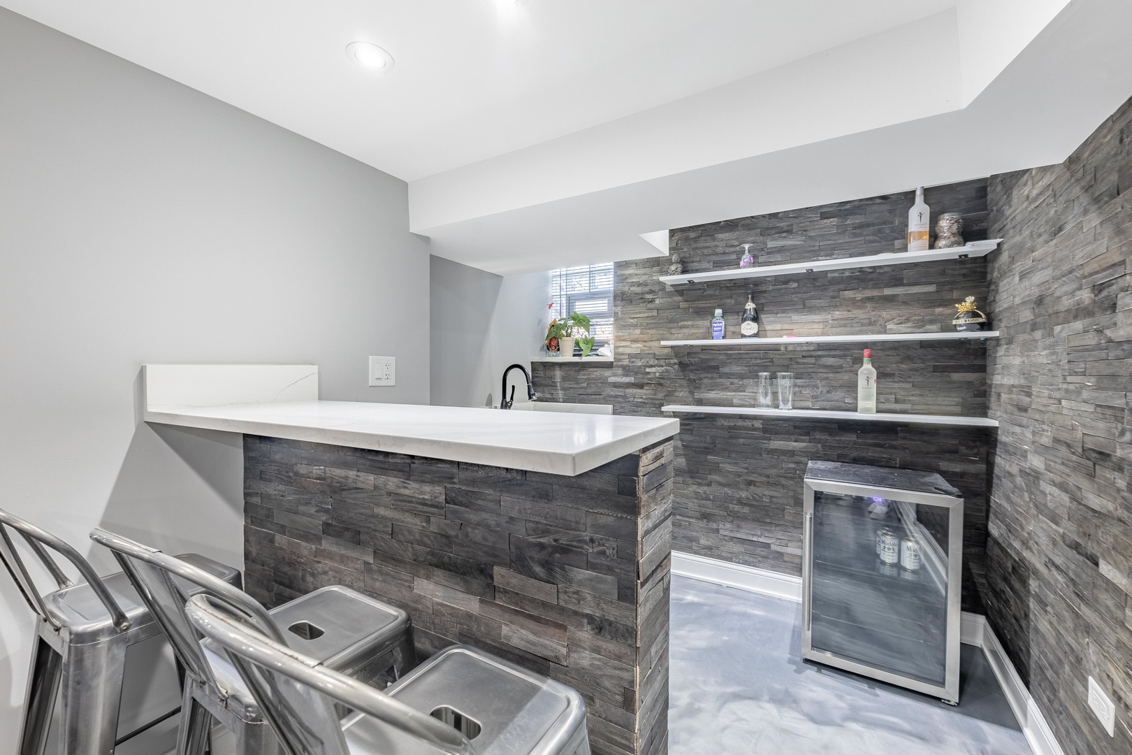 9712 W Shore Drive Property Photo 48