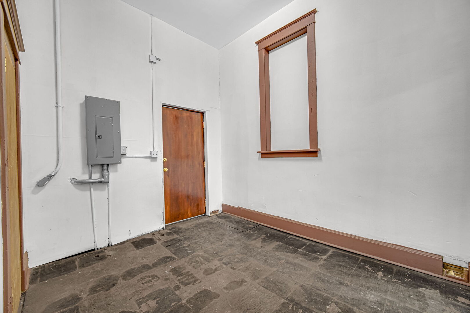 701 Meeker Avenue Property Photo 8
